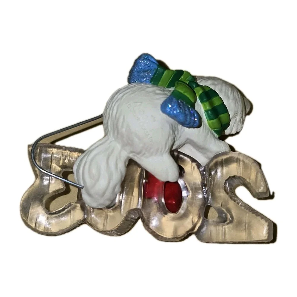 🎄 Hallmark Cool‎ Decade 2003 Ornament EUC Husky Cardinal 4th Series Collectible
